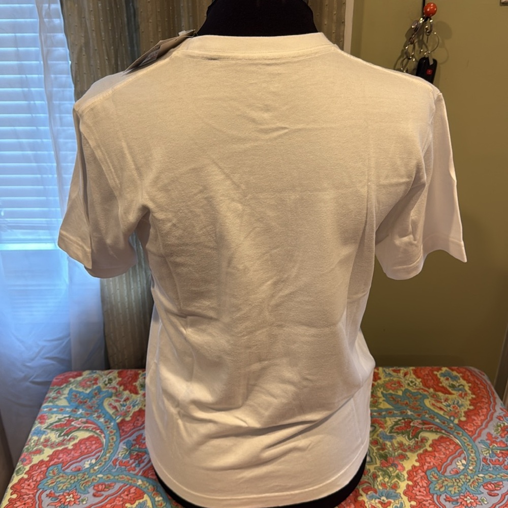 🆕 Uniqlo Beatles/ Capitol Records Graphic Tee NWT - Picture 4 of 11